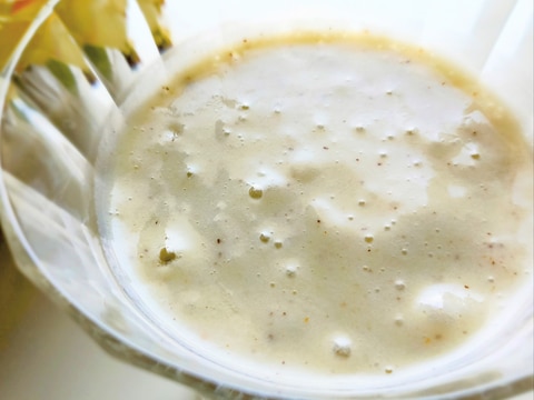 腸活しましょᕷ* バナナとキウイのスムージーꕤ୭*